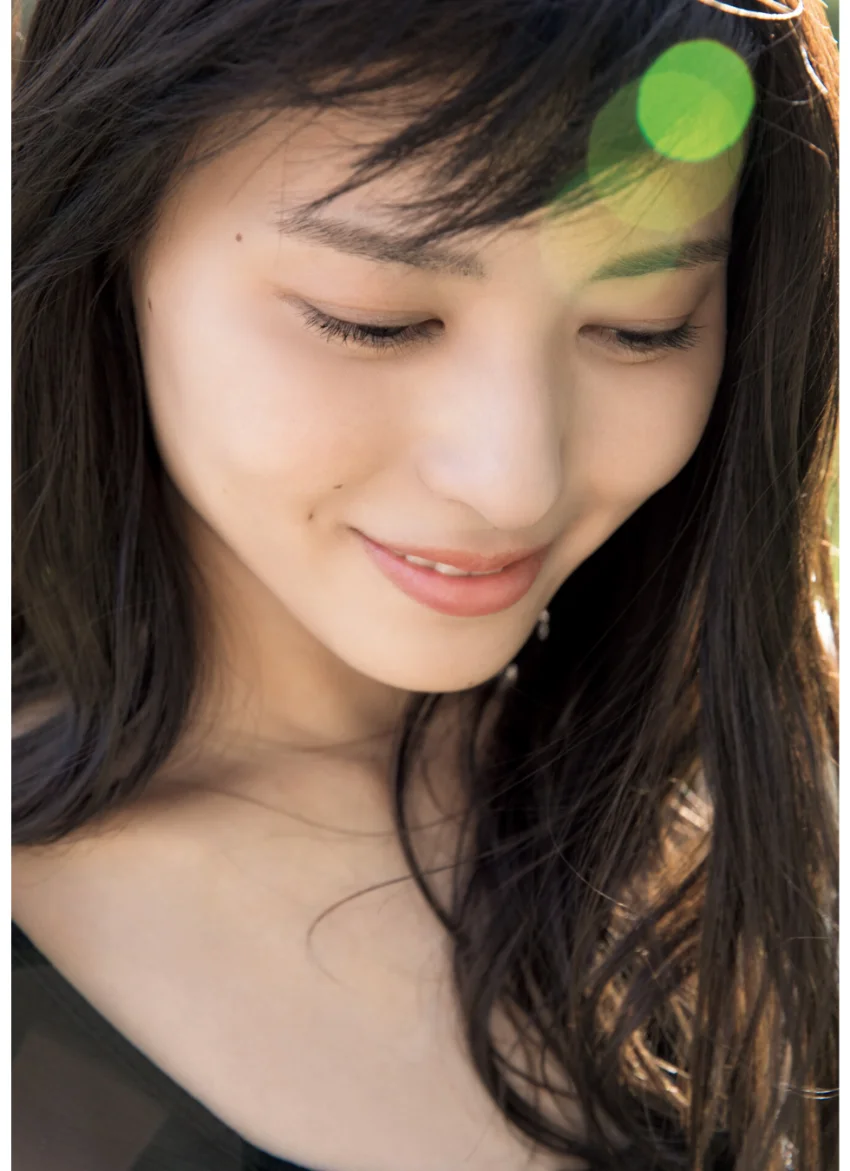 矢島舞美 写真集 『 瞬き 』 試し読み 3