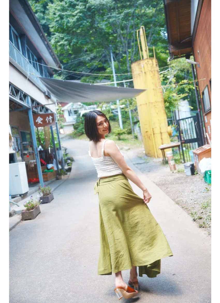 相楽伊織「魅惑の曲線美」SPA！デジタル写真集 試し読み 5