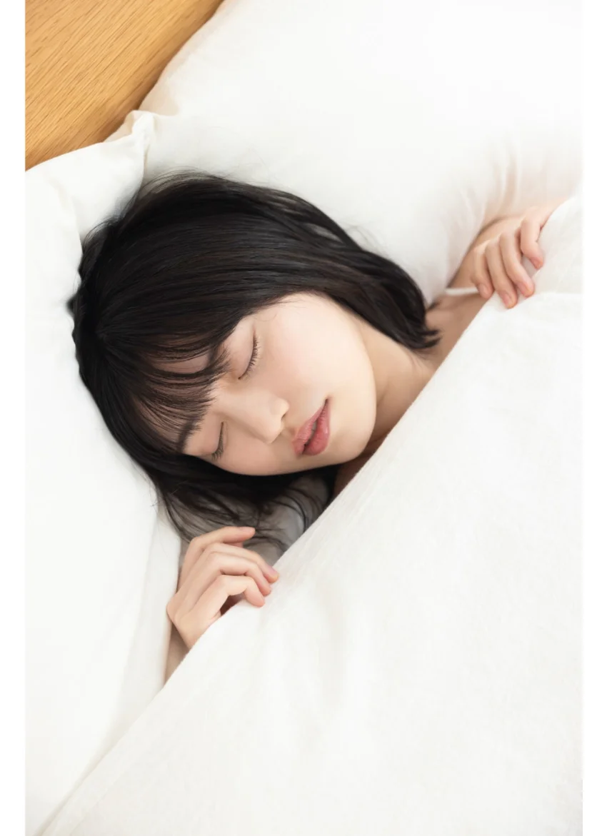 石浜芽衣「手が届きそう……」SPA！デジタル写真集 試し読み 2