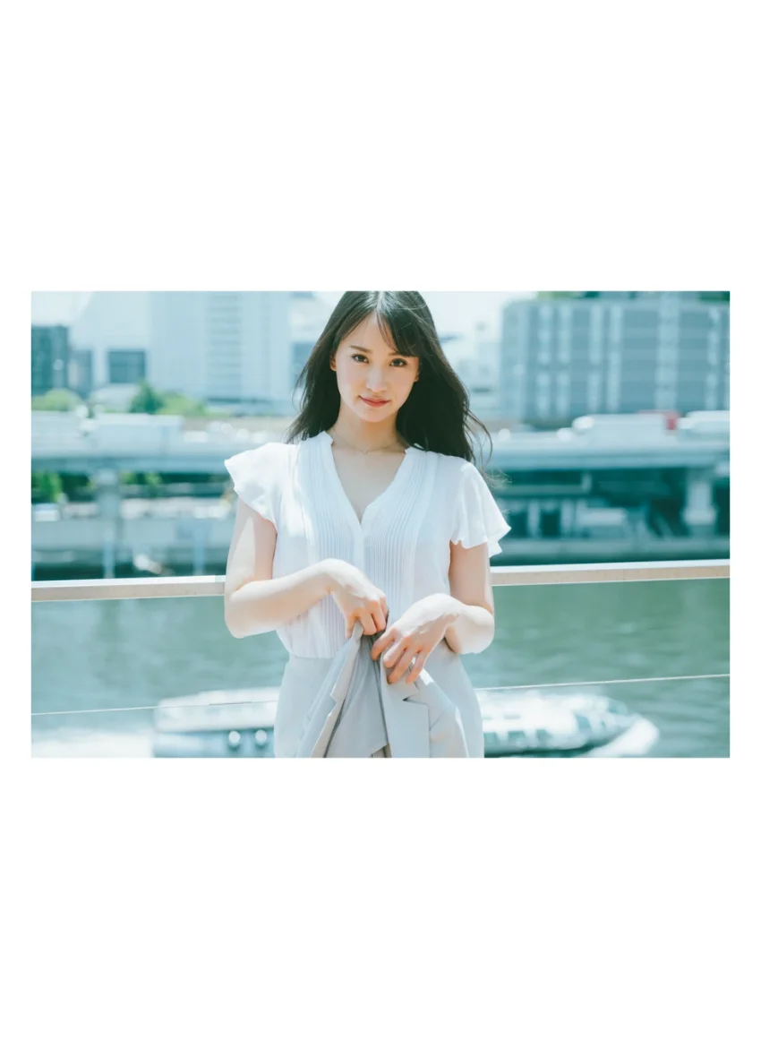 永尾まりや「汗ばむ女社長」SPA！デジタル写真集 試し読み 5