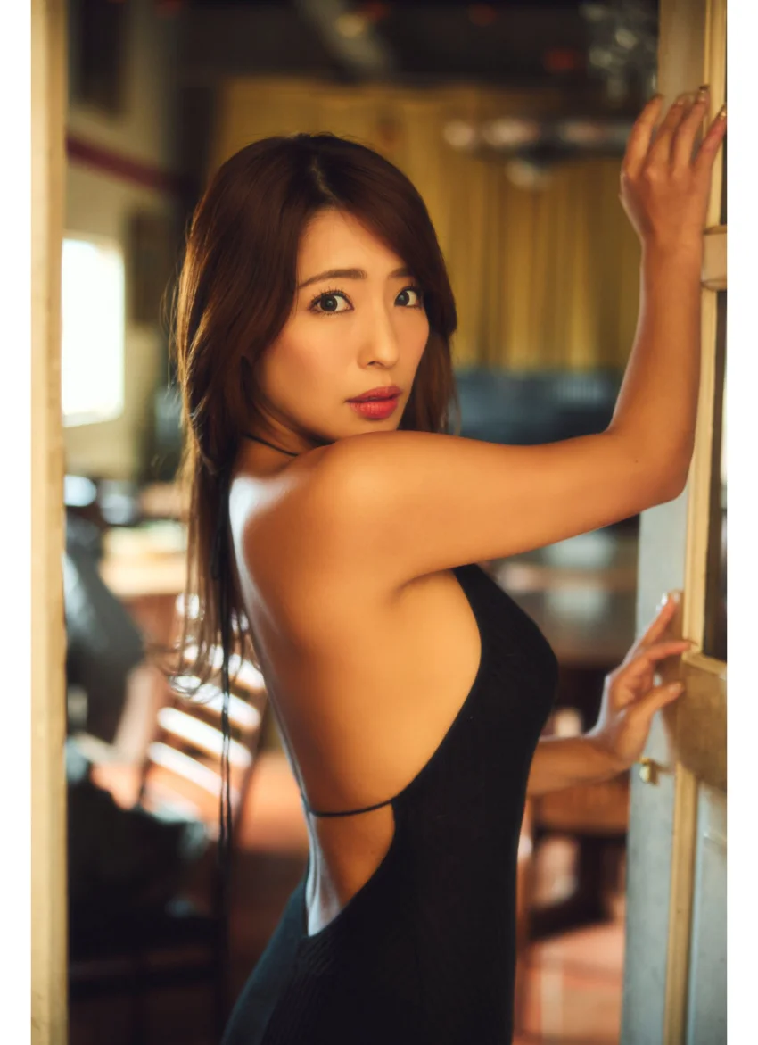 橋本梨菜「小麦色の肌に隠れた魅力」SPA！グラビアン魂デジタル写真集 試し読み 2
