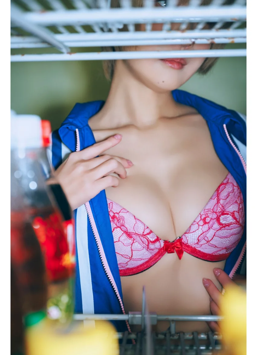 火将ロシエル「誘惑するコンビニ店員」SPA！デジタル写真集 試し読み 7