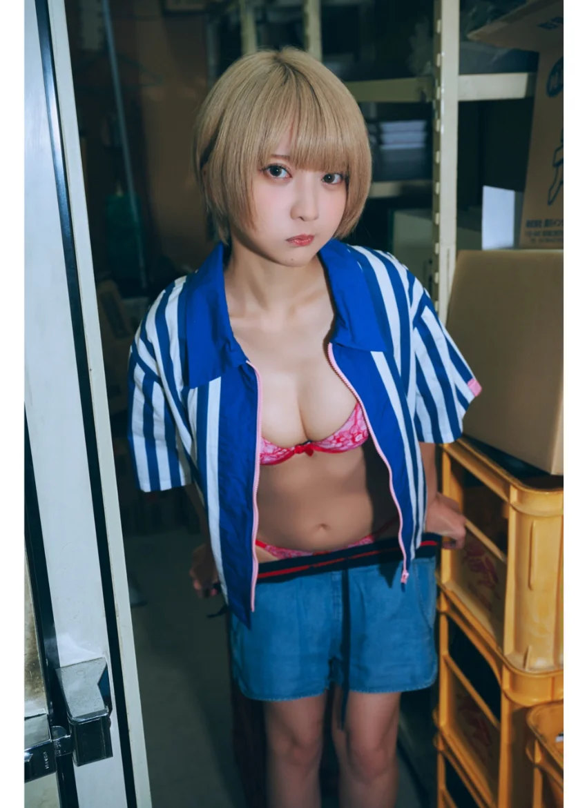 火将ロシエル「誘惑するコンビニ店員」SPA！デジタル写真集 試し読み 8