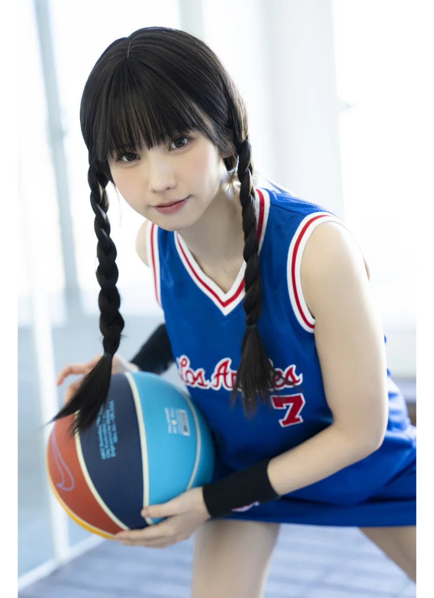 漫画アクションデジタル写真集 えなこ「わたしいろ」 試し読み 2