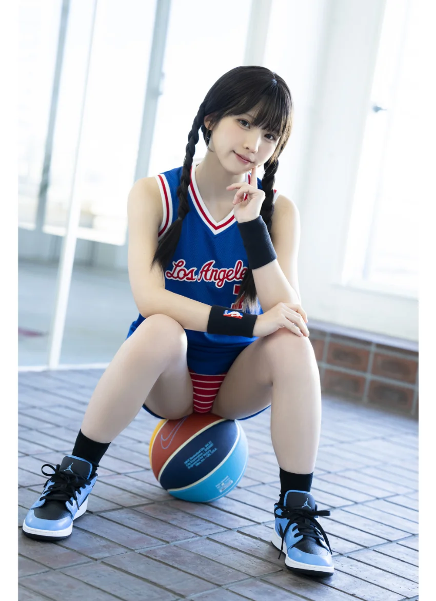 漫画アクションデジタル写真集 えなこ「わたしいろ」 試し読み 3