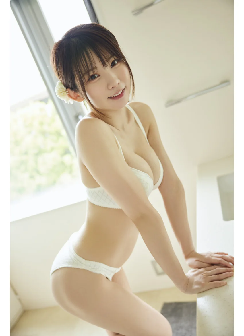 漫画アクションデジタル写真集 えなこ「クールな彼女」 試し読み 4