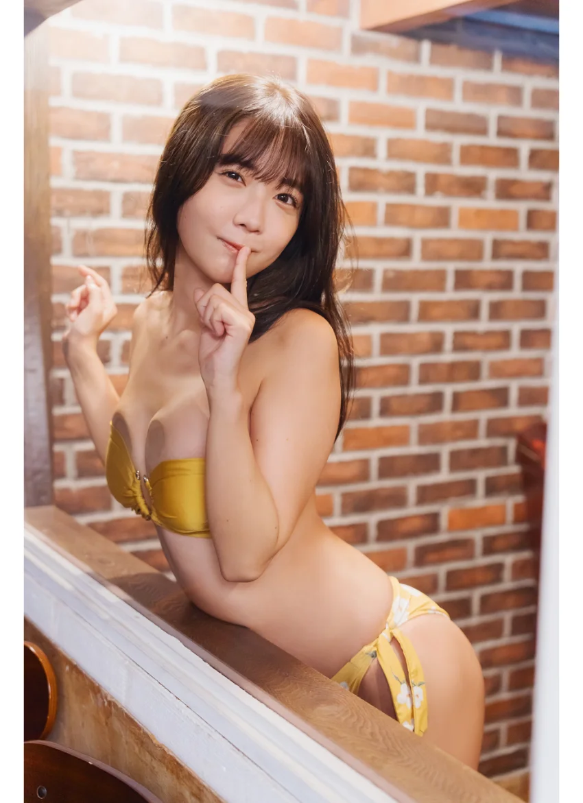 漫画アクションデジタル写真集 天羽希純「こっち見ていいよ」 試し読み 2