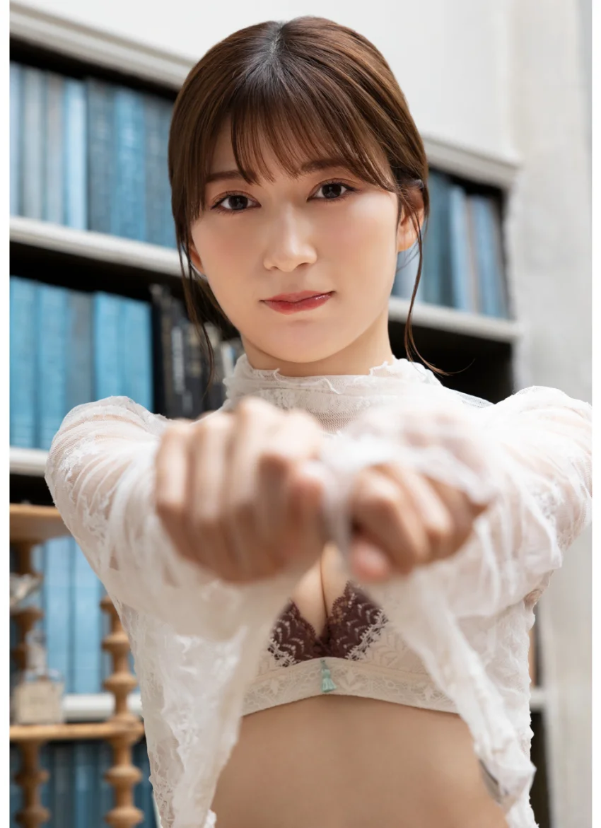 ［ハレム］雪平莉左フェチグラビア「にわか雨が止むまで」【美麗版32P】 試し読み 5