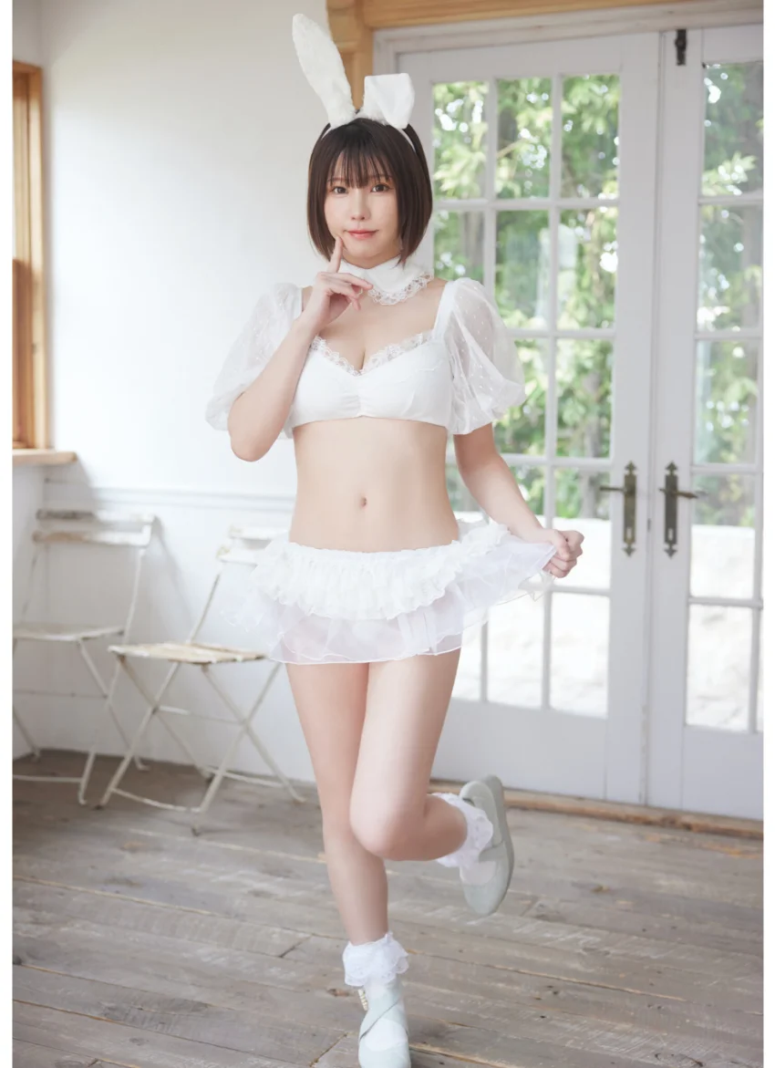 ［ハレム］えなこフェチグラビア「楽園の女神」【美麗版32P】 試し読み 5