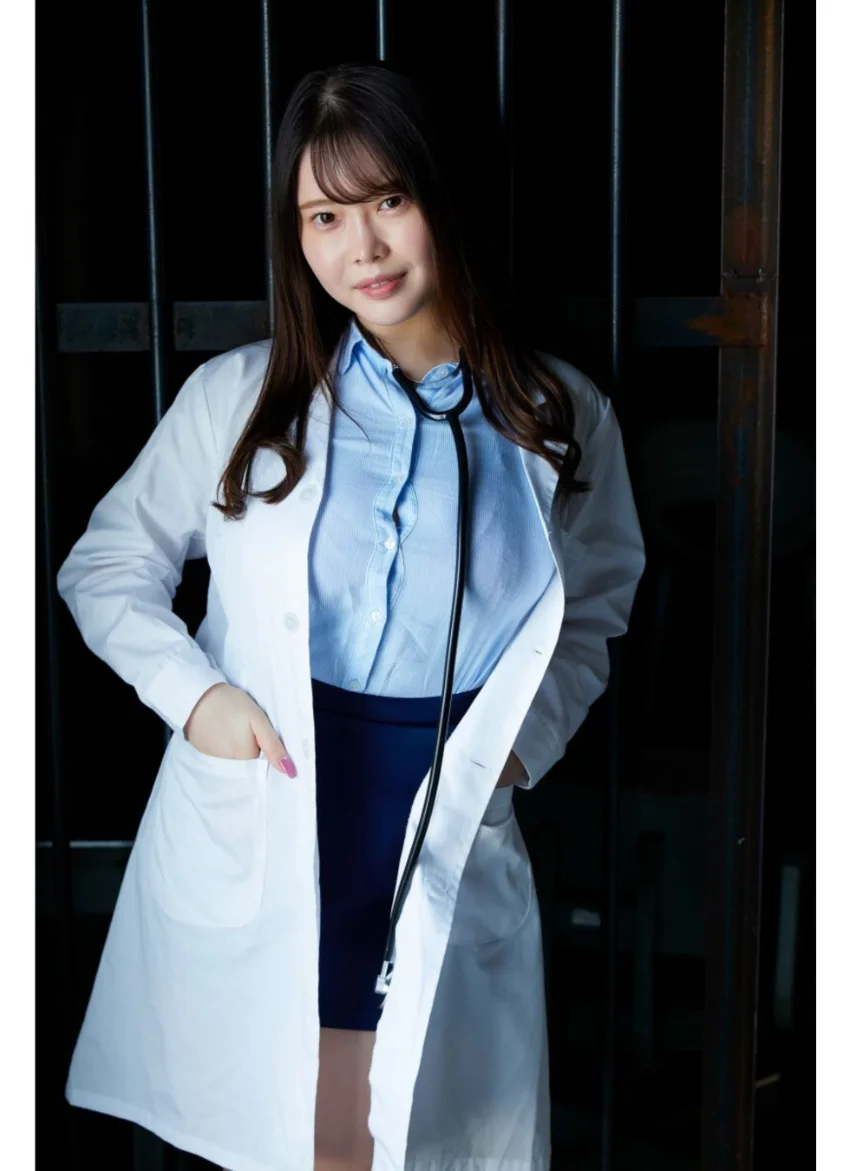 Doctor-100 大きすぎる女医 伊川愛梨 試し読み 4