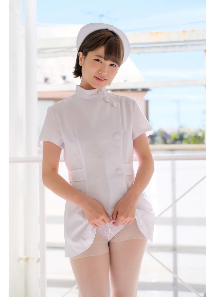 【DMM限定/動画付】大容量242枚＋未公開カット収録 鈴原りこ BEST 試し読み 8