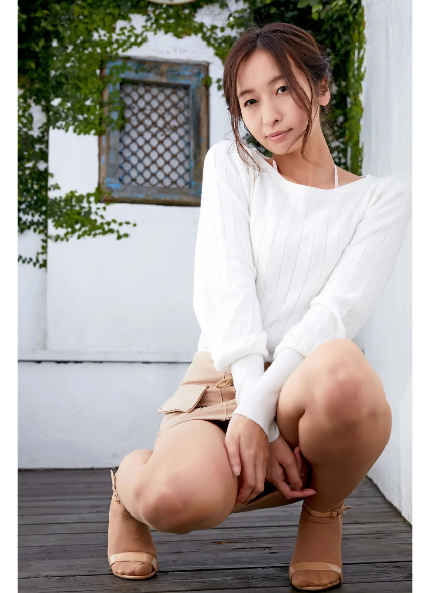 【DMM限定/動画付】249枚＋未公開カット60枚収録 西島ミライ BEST vol.1 試し読み 3