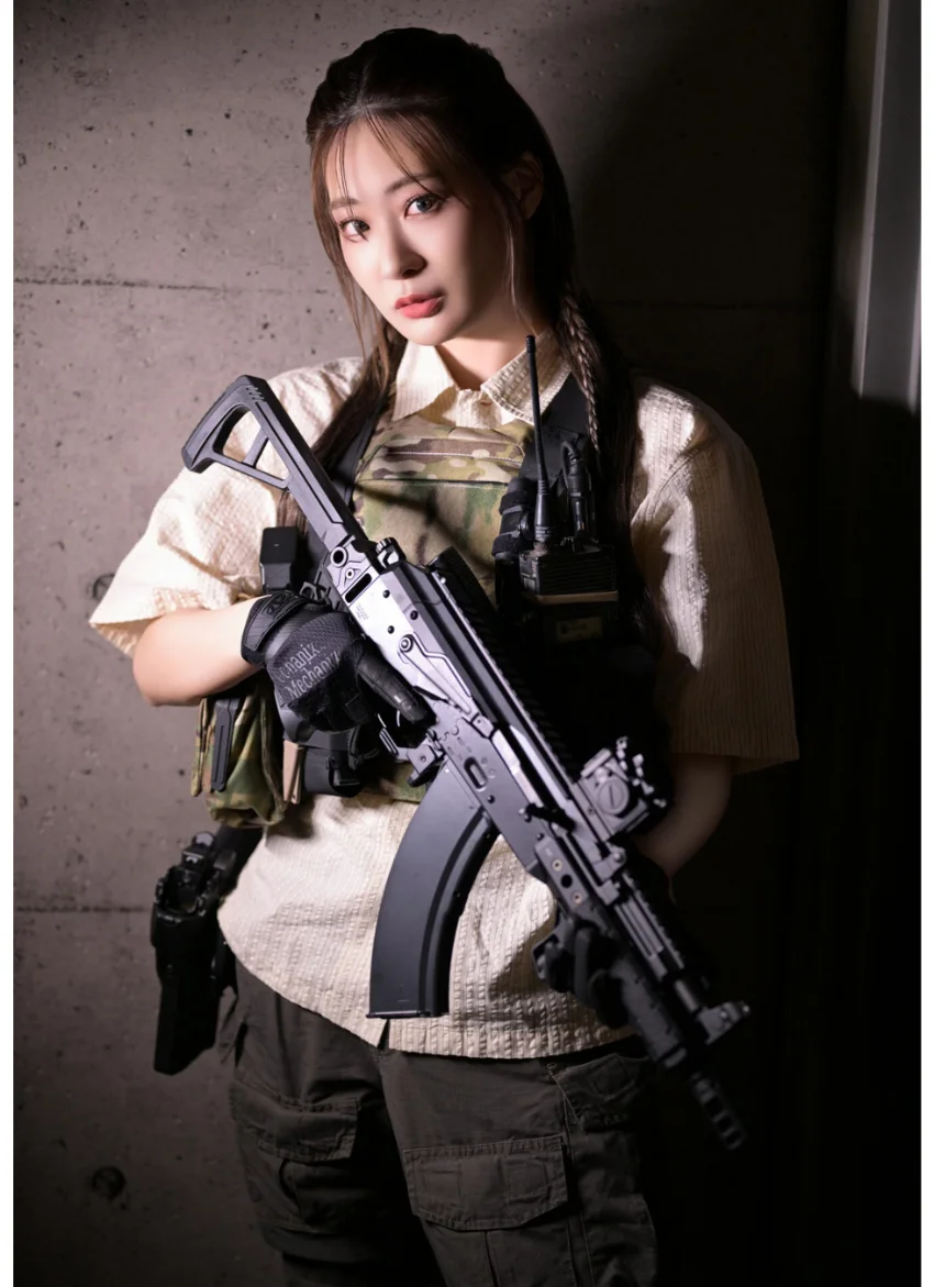 アームズマガジンデジタル写真集 Arms MAGAZINE DIGITAL PHOTO BOOK 池尻愛吏 in GUN ACTION 試し読み 2