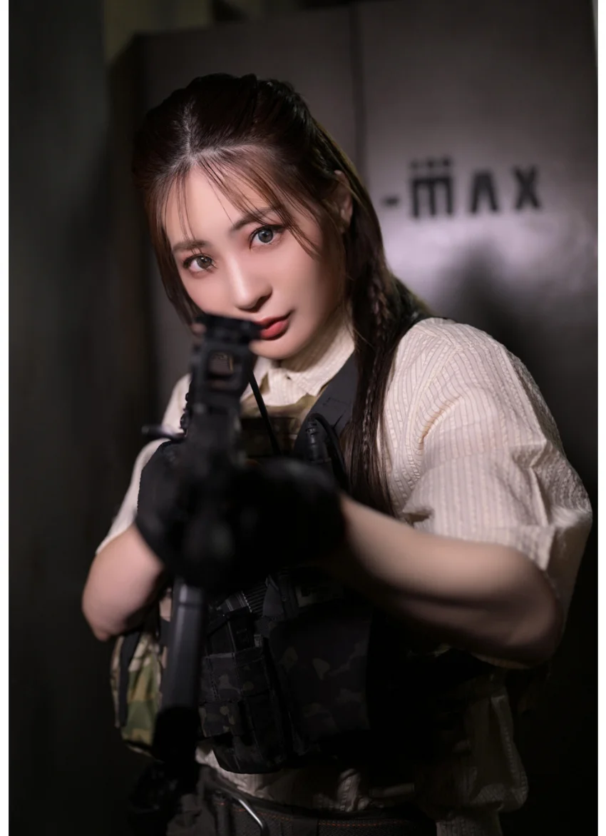 アームズマガジンデジタル写真集 Arms MAGAZINE DIGITAL PHOTO BOOK 池尻愛吏 in GUN ACTION 試し読み 3