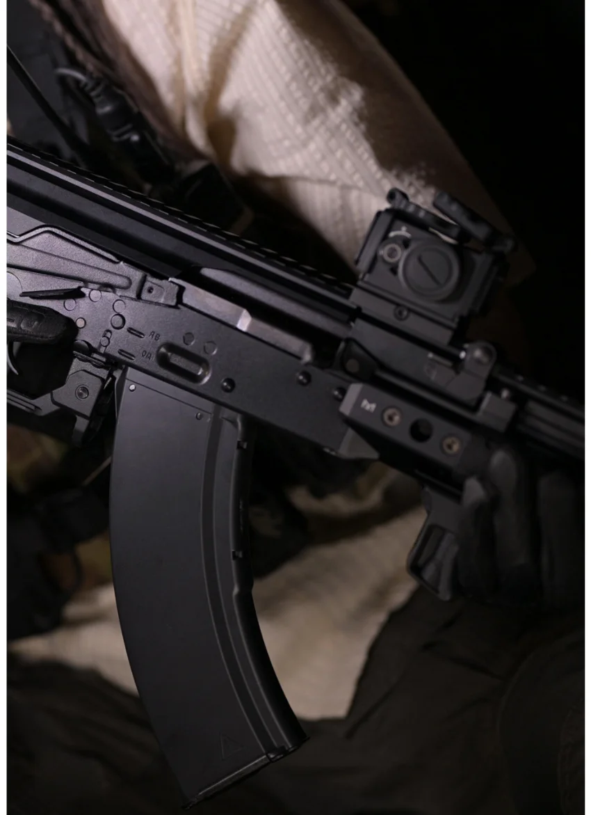 アームズマガジンデジタル写真集 Arms MAGAZINE DIGITAL PHOTO BOOK 池尻愛吏 in GUN ACTION 試し読み 6