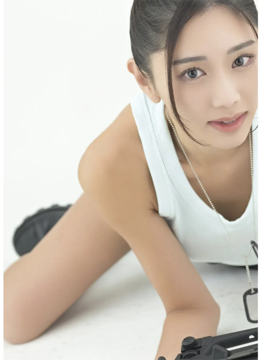 アームズマガジンデジタル写真集 Arms MAGAZINE DIGITAL PHOTO BOOK 斎藤恭代 in GUN ACTION 試し読み 3