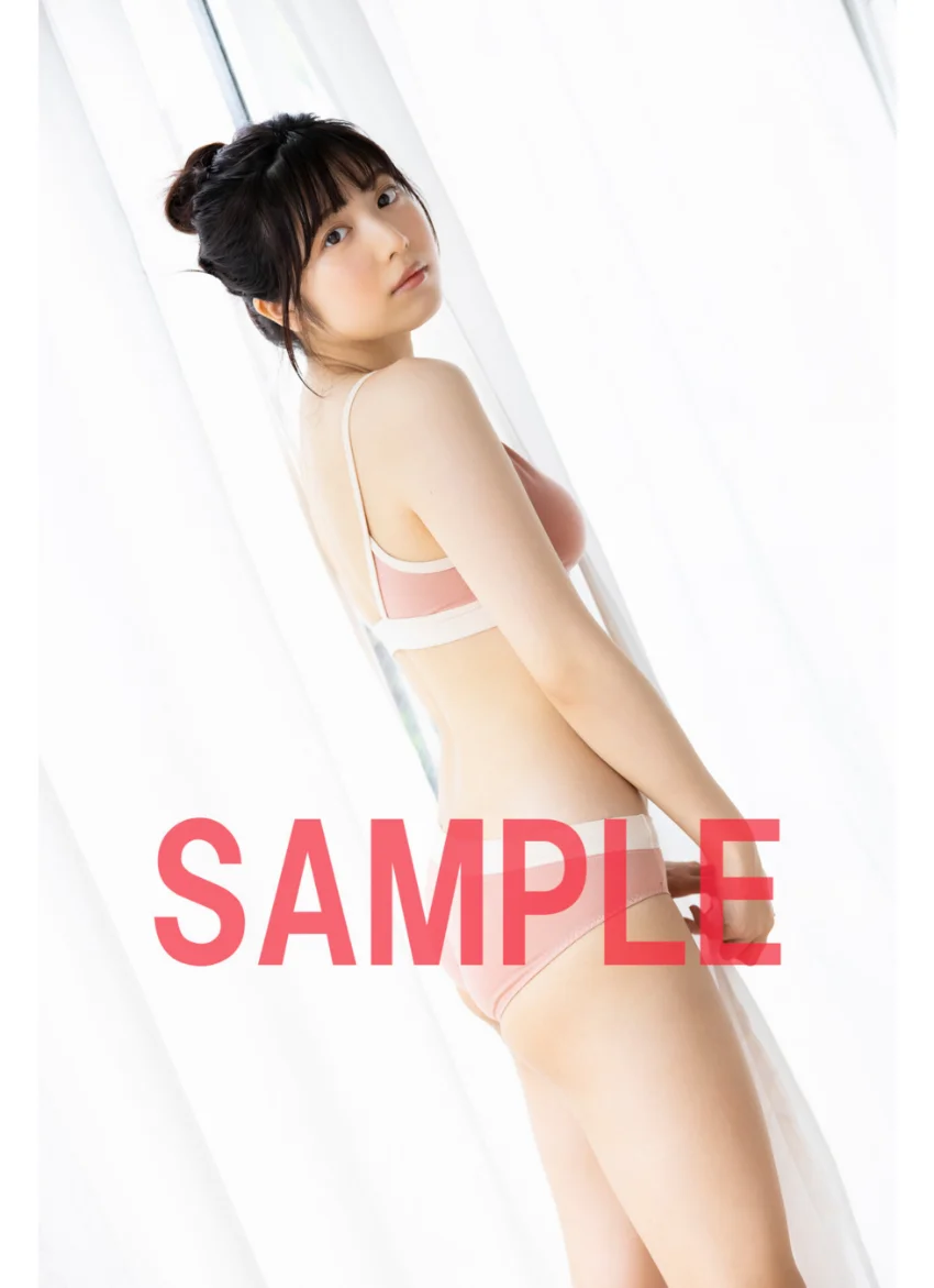 FLASHデジタル写真集 吉田莉桜 となりの天使 試し読み 3