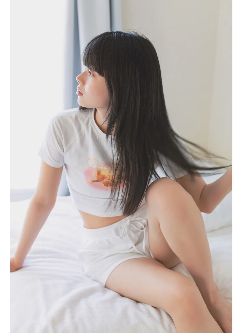 FLASHデジタル写真集 南琴奈 風を味方に 試し読み 4