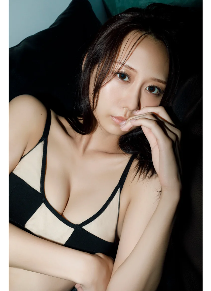 FLASHデジタル写真集 古畑奈和 HELLO NEW ME 試し読み 4