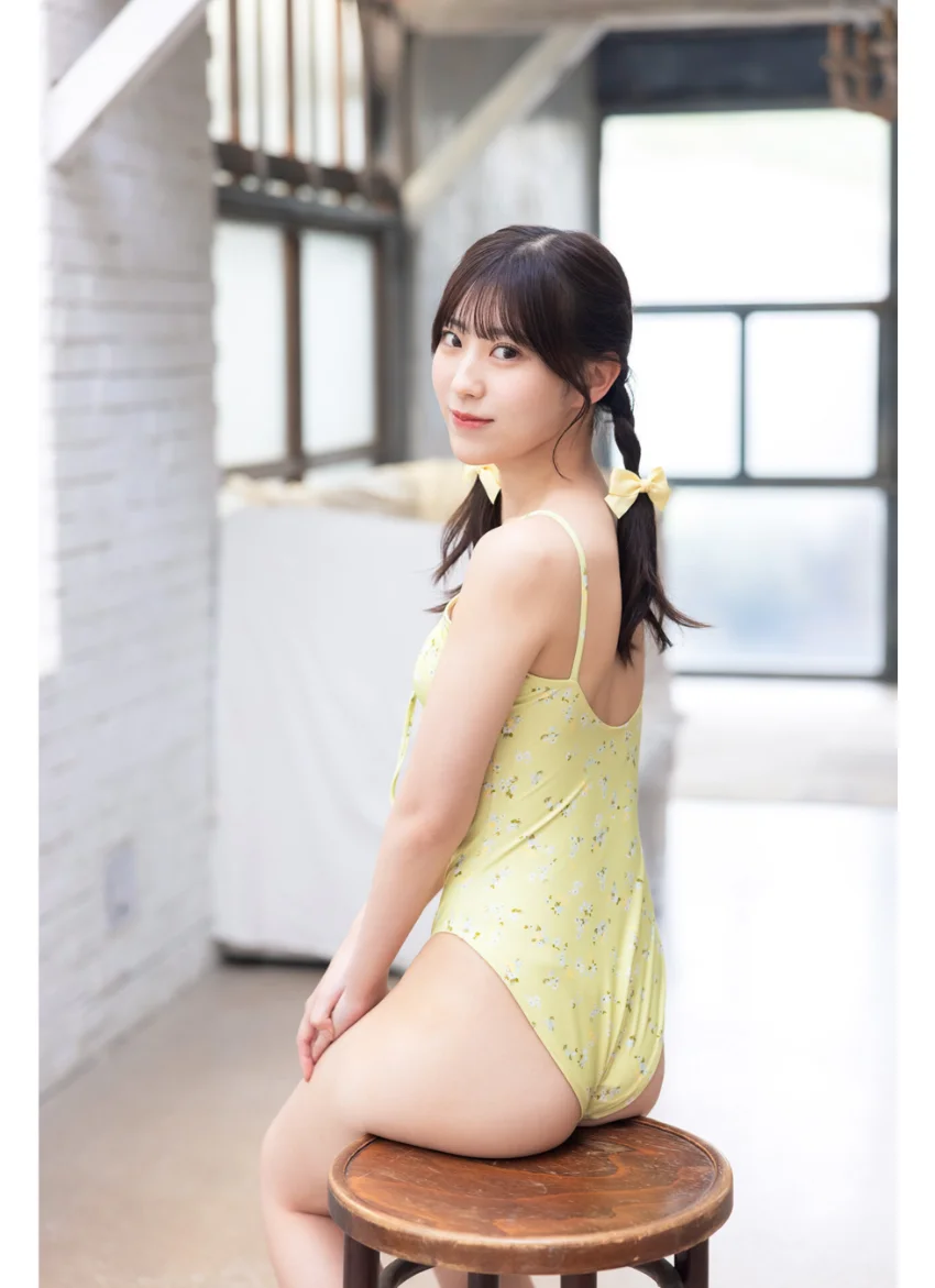 FLASHデジタル写真集 久木田菜々夏×久木田帆乃夏 君に送る花束 試し読み 5