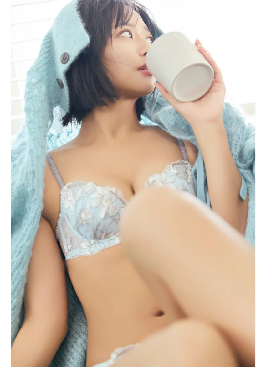 FLASHデジタル写真集 すみぽん（高倉菫） 二人だけのChristmas 試し読み 2