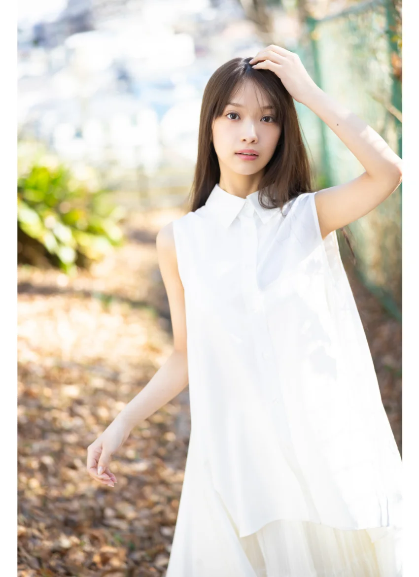 FLASHデジタル写真集 山下彩耶 まっしろなまま 試し読み 2