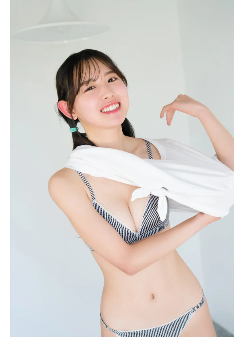 FLASHデジタル写真集 大瀧沙羅 So Juicy 試し読み 5