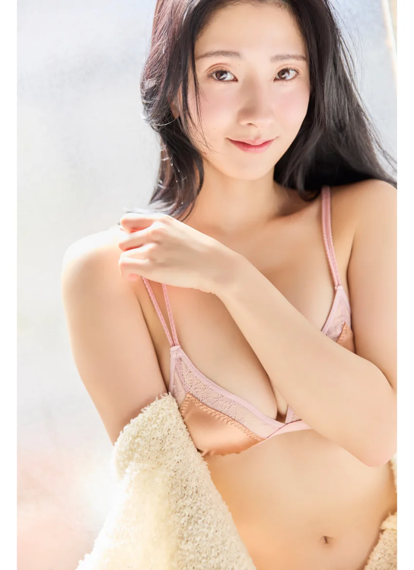 FLASHデジタル写真集 AOI 圧倒的Queen 試し読み 2