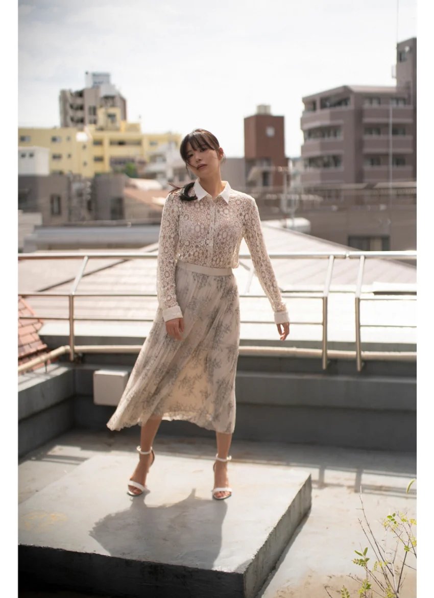 FLASHデジタル写真集 竹内花 誘惑の先には… 試し読み 2