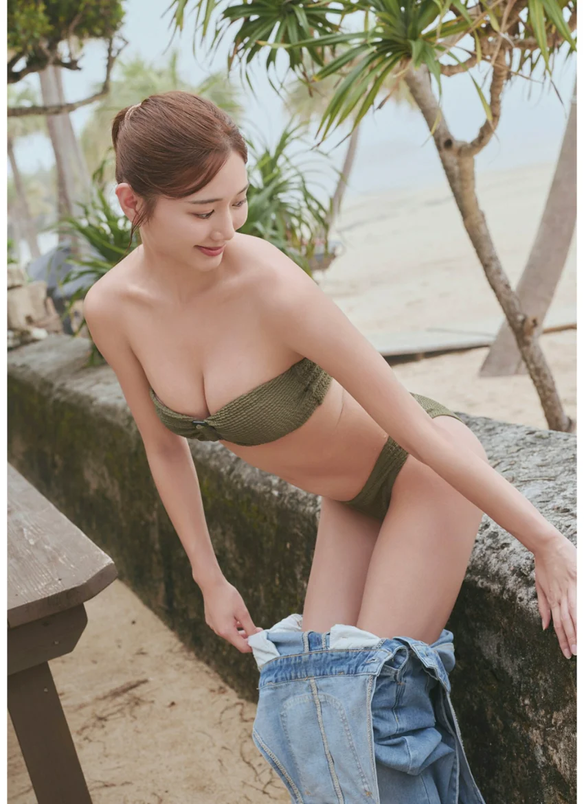 斎藤恭代デジタル写真集 BE:BODY 試し読み 4