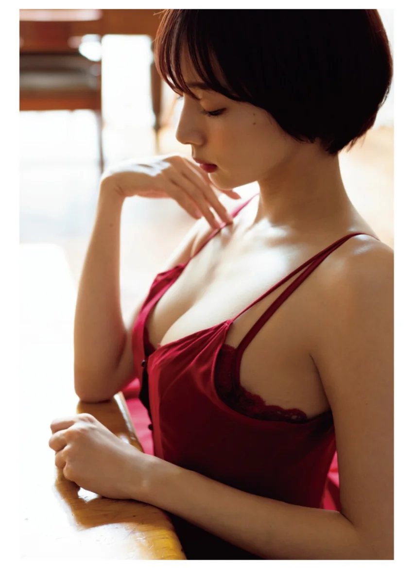 岡田紗佳写真集 secret trip 試し読み 4