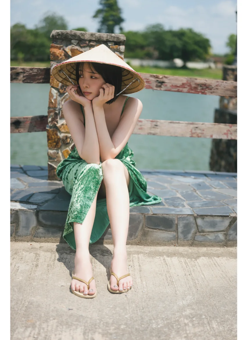 【オールアザー版】岡田紗佳写真集 もっとおかぴのぴ 試し読み 2