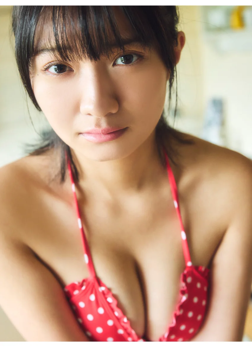 石井優希 100％ゆうき 50PhotosDX［sabra net e-Book］ 試し読み 5
