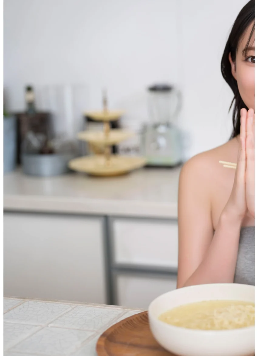 ＜動画特典付き＞「MY FAVORITES」［EAST］ 山崎あみ1 試し読み 7