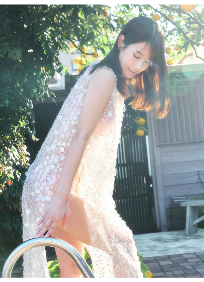 ＜動画特典付き＞谷碧 ブルー・インパクト 50PhotosDX［sabra net e-Book］ 試し読み 3