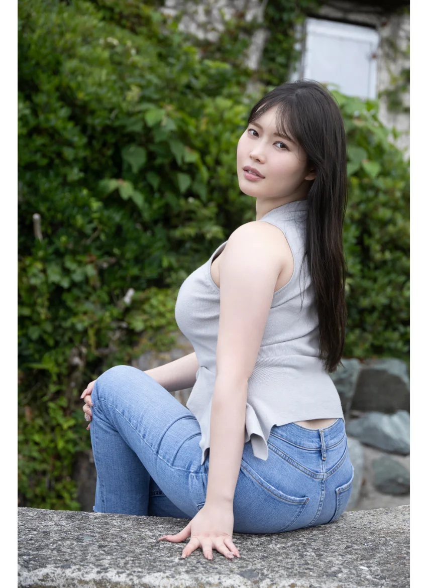 白川愛梨 バスト100cmのにゅーヒロイン 試し読み 3