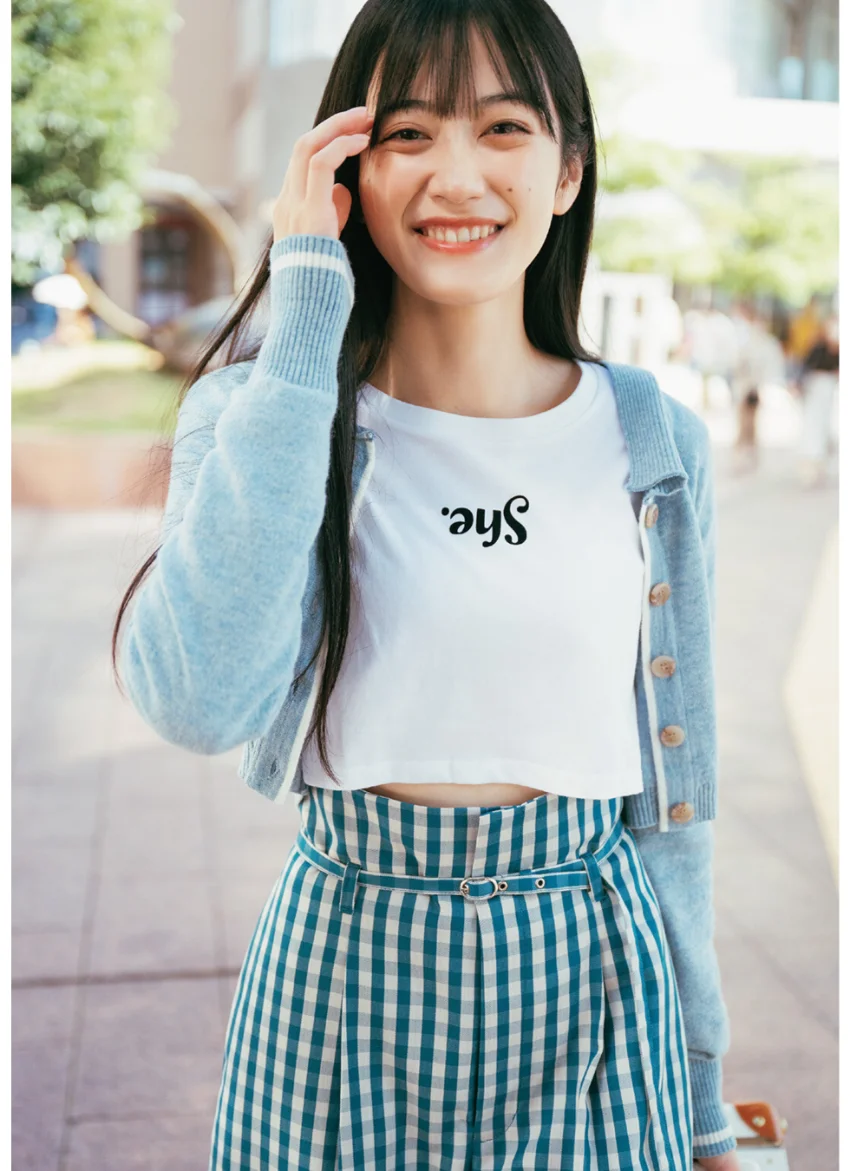 小泉萌香1st写真集 きみやすみ 試し読み 13