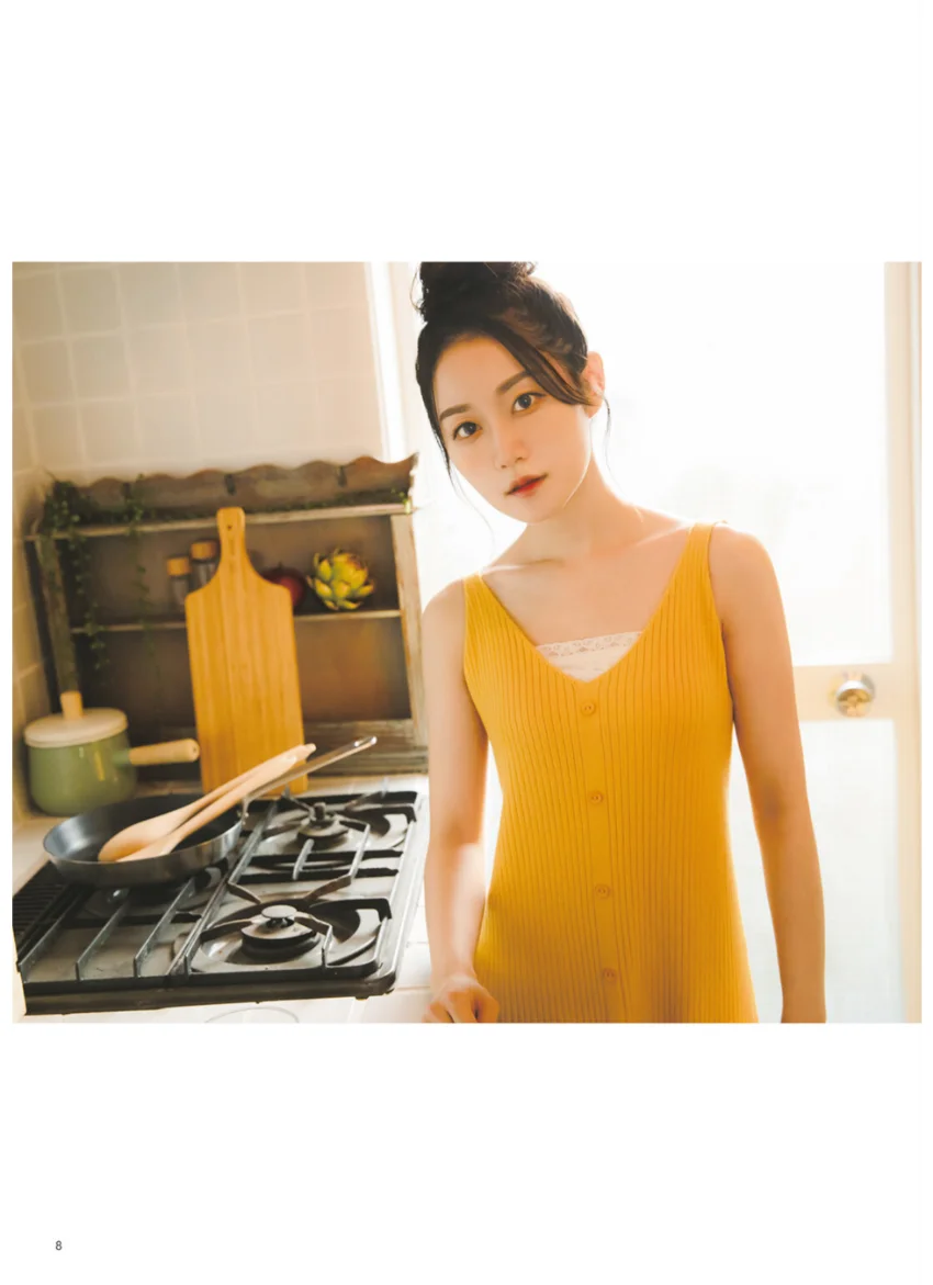 小倉唯フォトブック Yui-can！ 試し読み 10