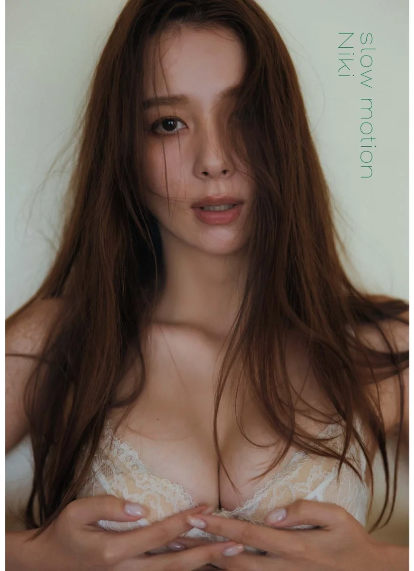 Niki写真集『slow motion』 試し読み 1