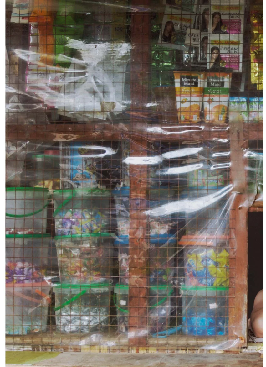 Niki写真集『slow motion』【DMM限定アザーカット付き】 試し読み 6