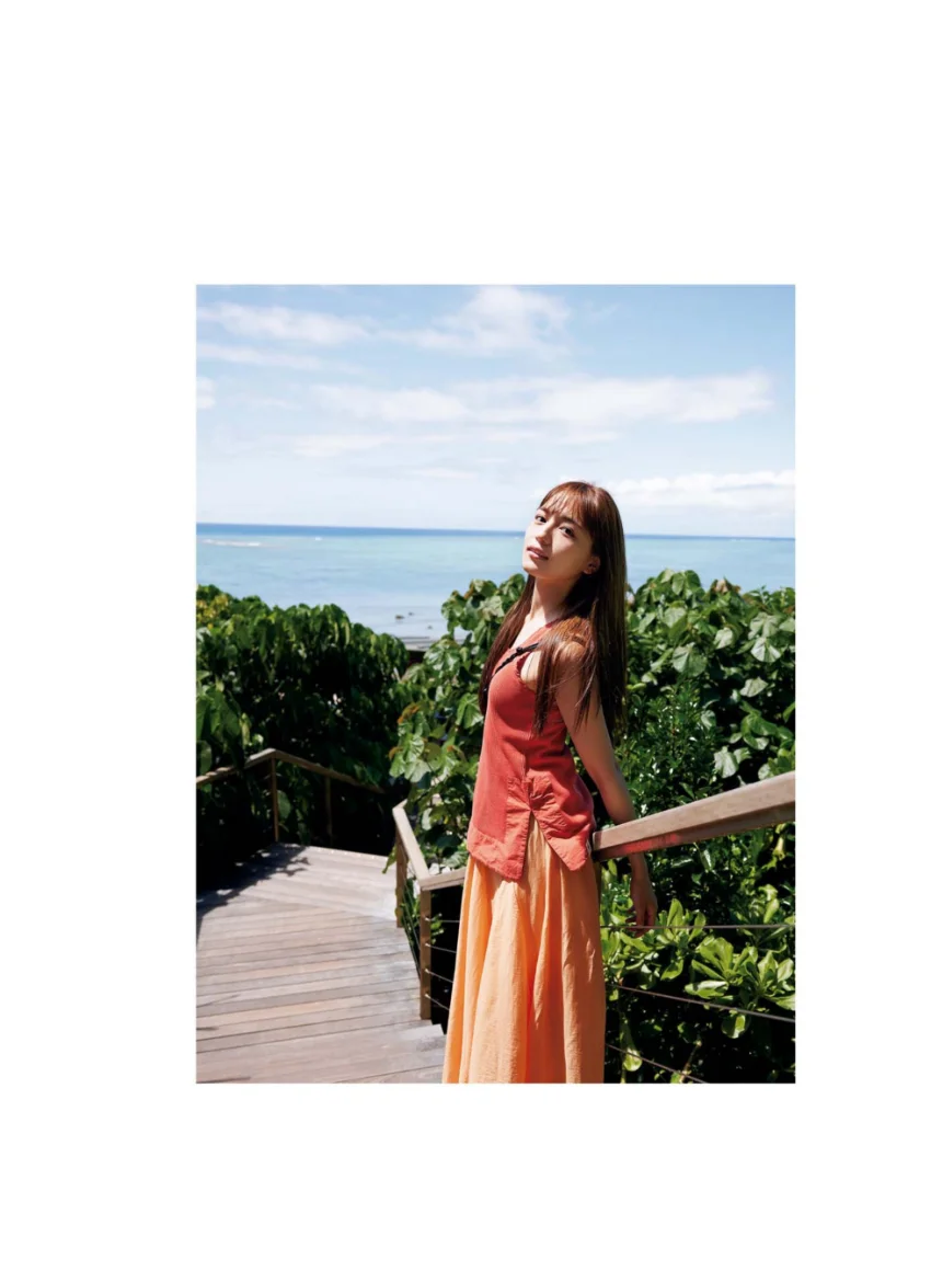 川口春奈 フォト＆スタイルブック「I AMU HARUNA」 試し読み 11