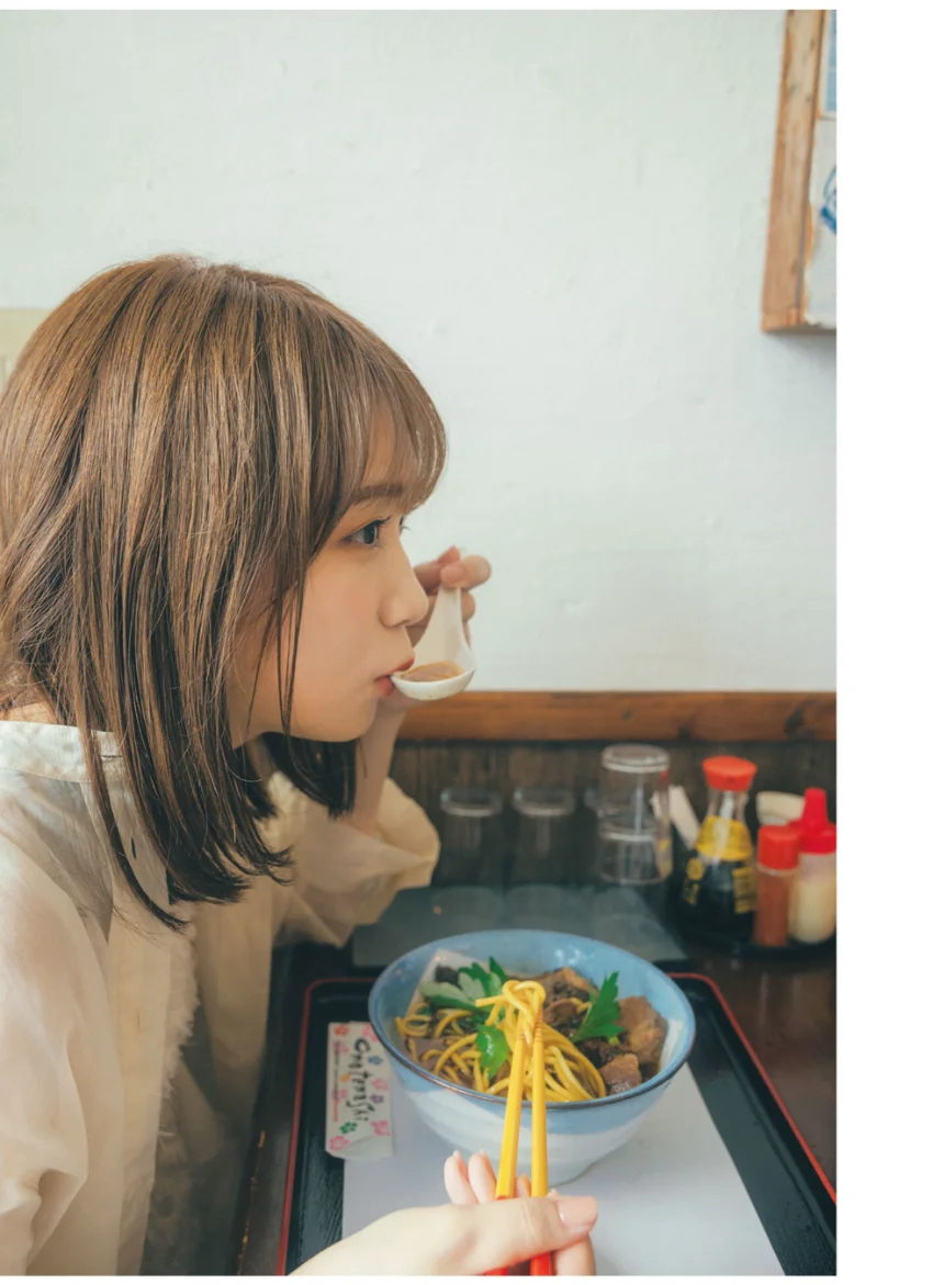 秋元真夏フォトブック『淡淡（あわあわ）』 試し読み 10