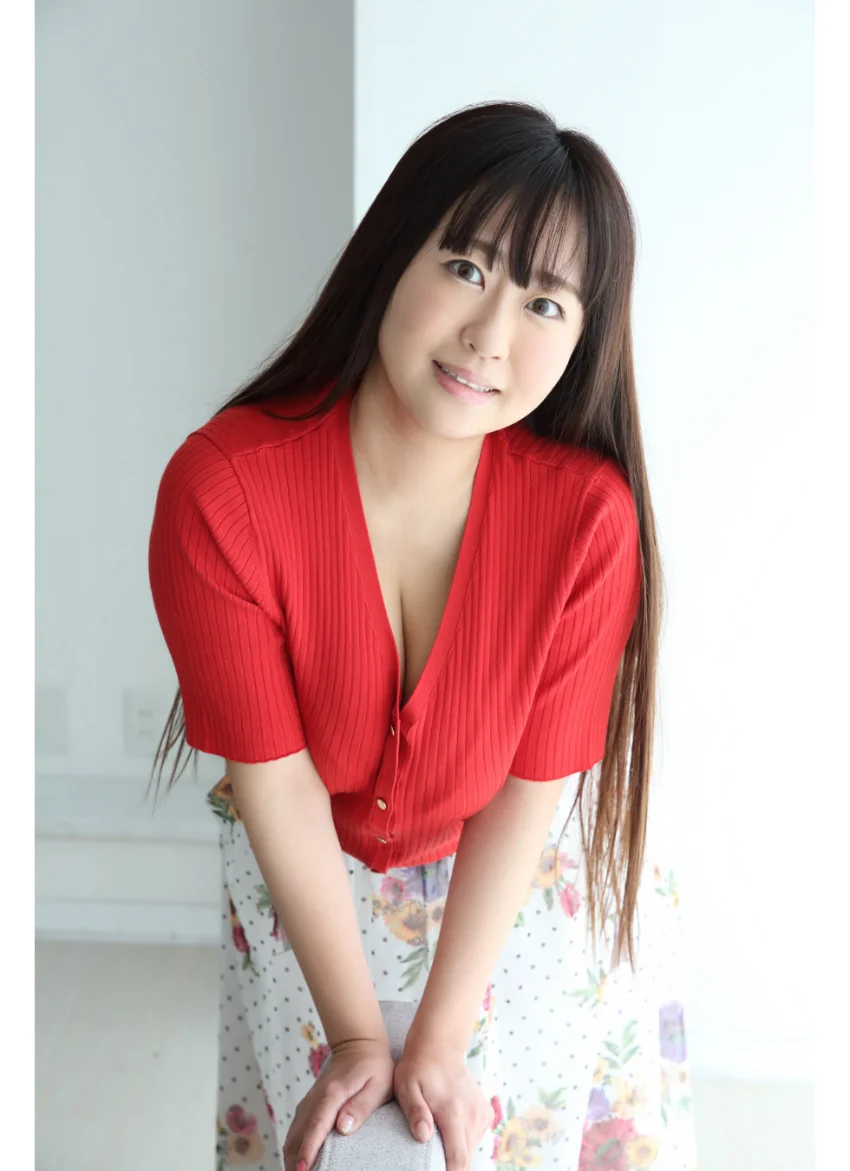 水樹たま たま乳コンプリート！！2 グラビア学園 写真集3冊＋αの超お買い得版！！ 超強爆乳＆轟絶巨尻を体感せよ！ 試し読み 14