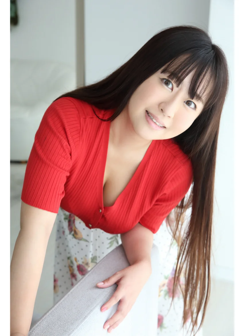 水樹たま たま乳コンプリート！！2 グラビア学園 写真集3冊＋αの超お買い得版！！ 超強爆乳＆轟絶巨尻を体感せよ！ 試し読み 15
