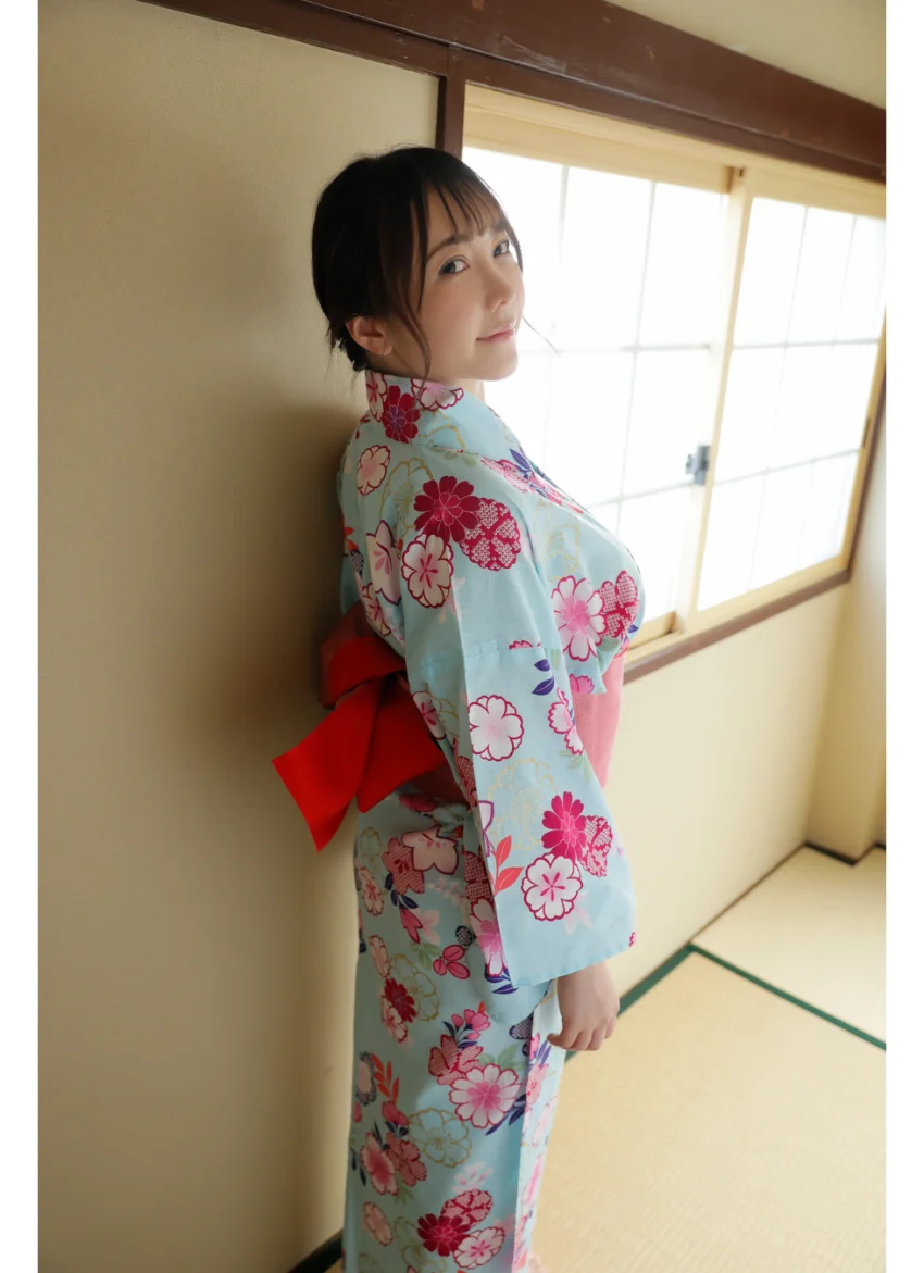 松白愛 浴衣＆競泳水着 グラビア学園 110cmIカップバストの触り心地って知ってますか？ 試し読み 5