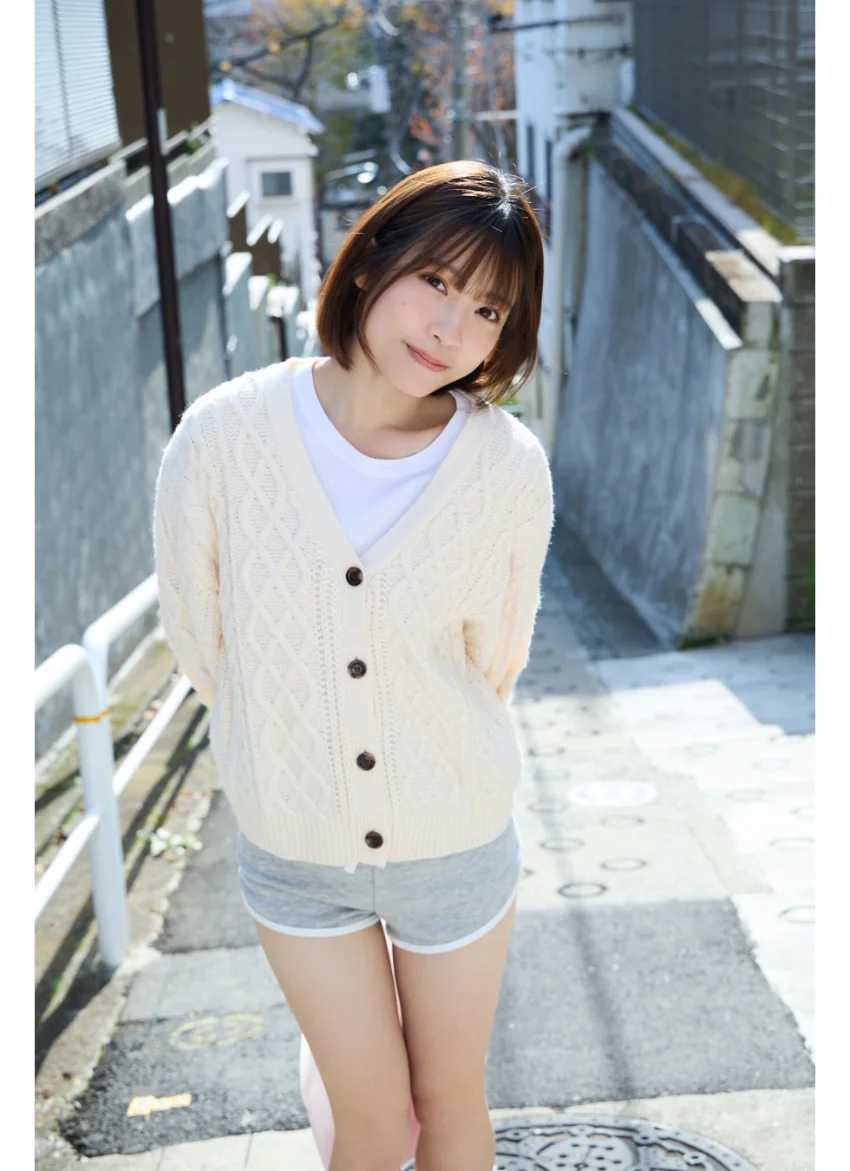 ミスマガのアソビバ！ 三野宮鈴 ミスマガ2022とお家で過ごす2人の時間 ヤンマガデジタル写真集 試し読み 2