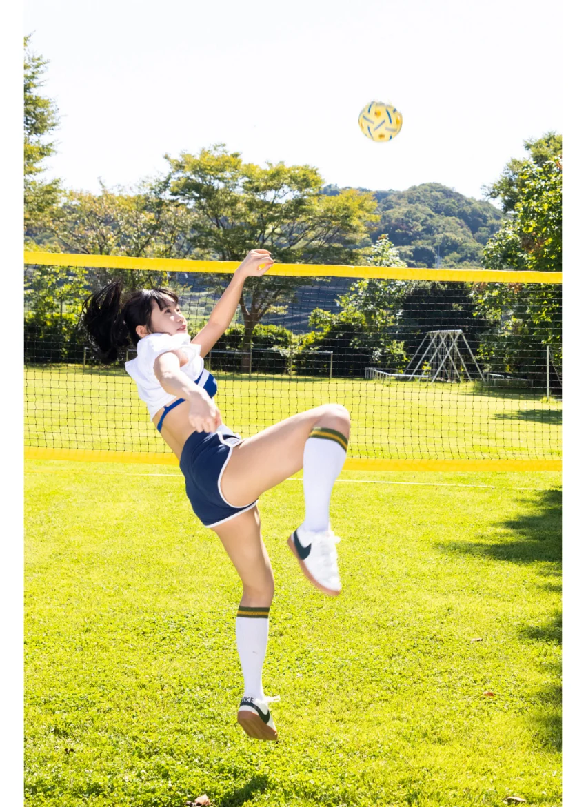 植原ゆきなが水着でセパタクロー＆卓球【70P完全版】 ヤンマガデジタル写真集 試し読み 5