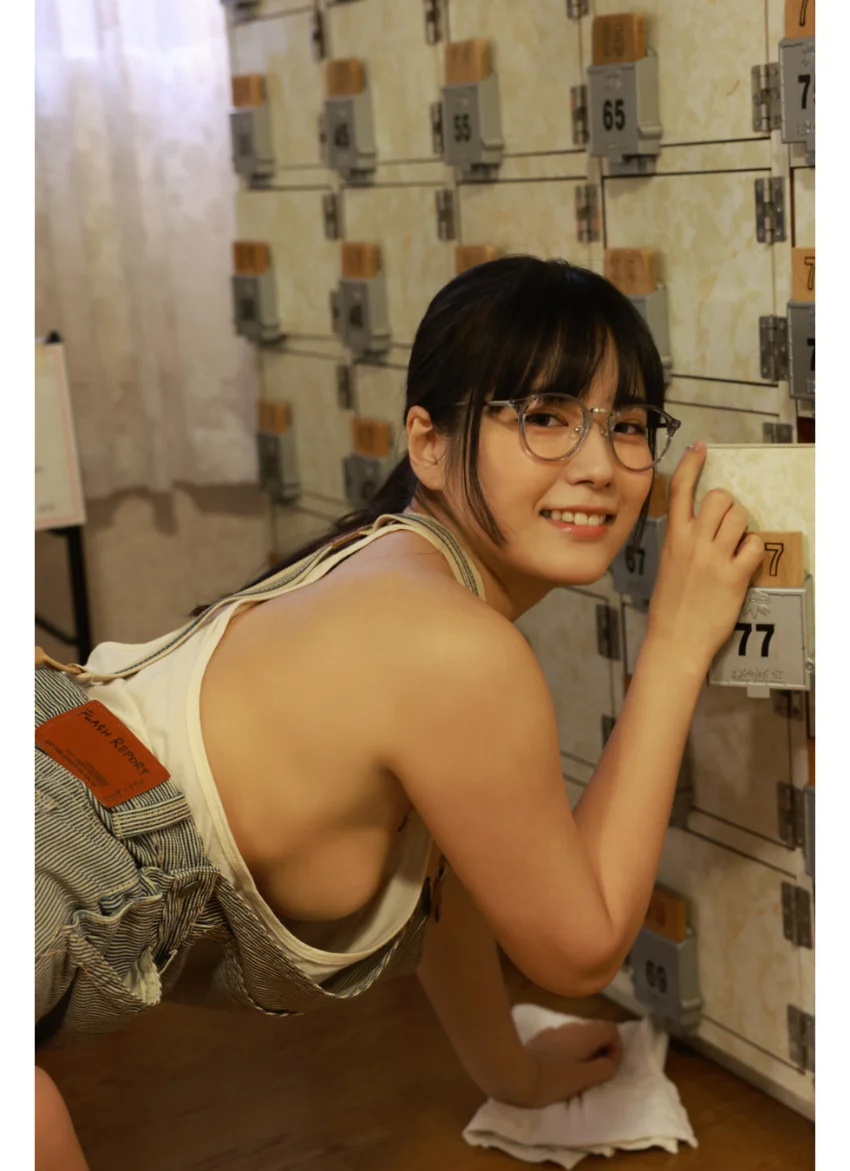 東雲うみ 東雲さんはアルバイトの時の制服がいつもHです 週刊現代デジタル写真集 試し読み 5