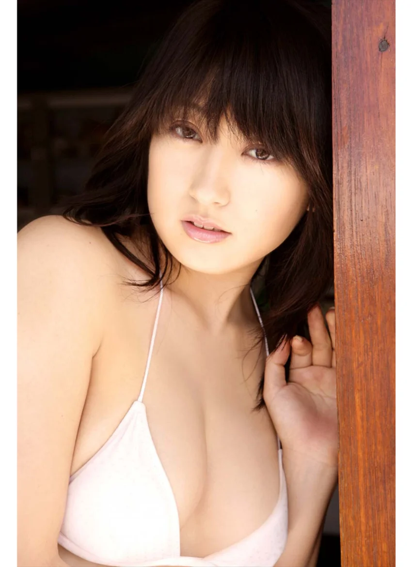 熊田曜子 写真集 プライベート☆グラマラス 試し読み 5