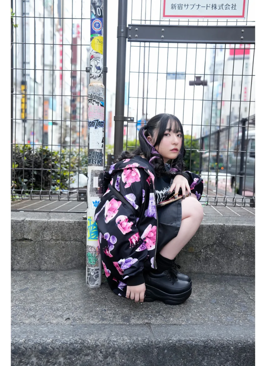 麻倉瑞季 ミスマガのアソビバ！ 新旧ギャル対決！＜新宿編＞ ヤンマガデジタル写真集 試し読み 4